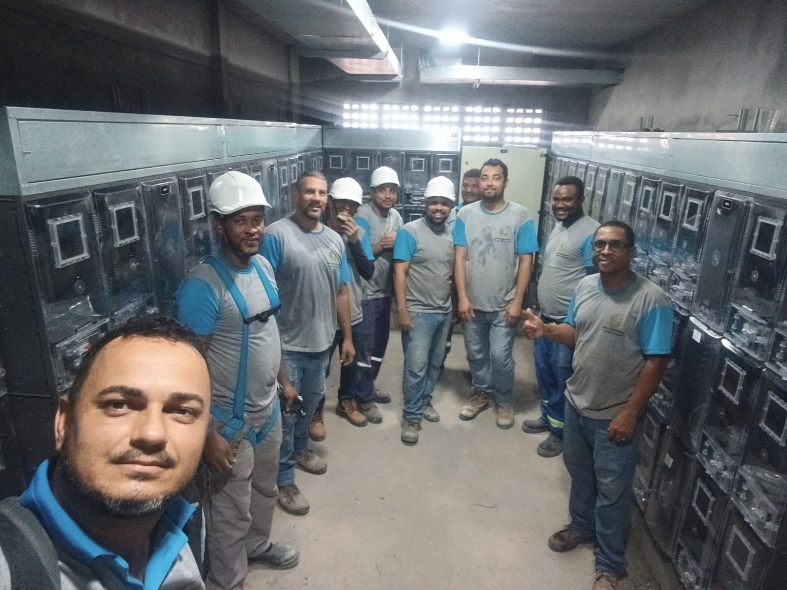 Equipe da AS. Instalações Elétricas